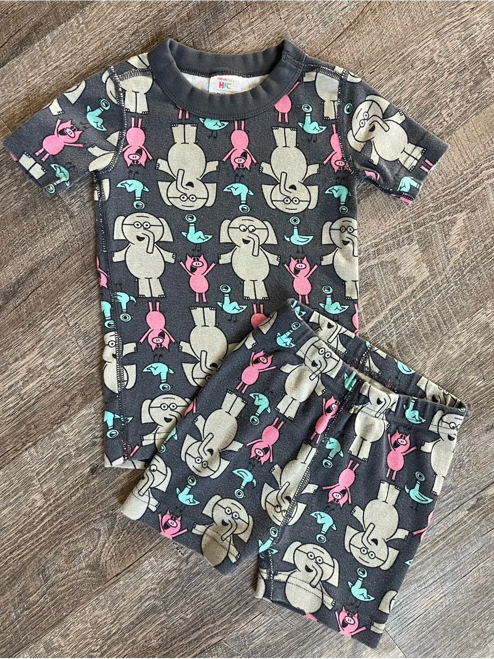 Hanna Andersson shorts pj set Elephant Piggie Pigeon book characters unisex